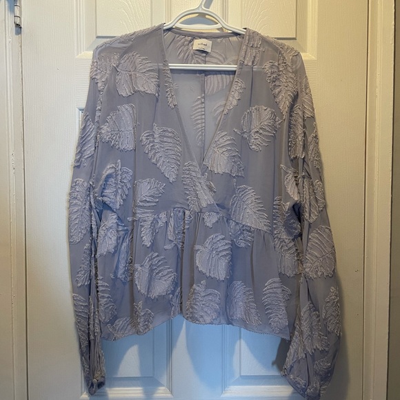 Aritzia Blouse - Picture 3 of 7